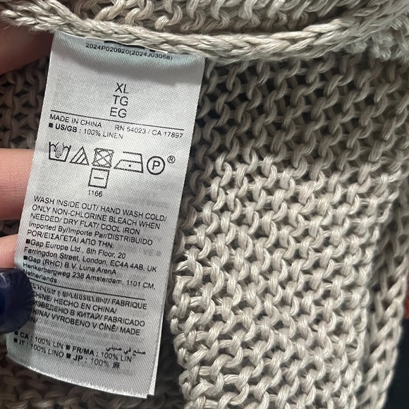 Banana Republic. XL Linen Sweater Tank - Picture 15 of 15